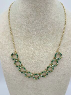J Crew Factory Green Crystal Gold Tone Wreath Necklace